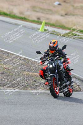 media/Mar-05-2023-TrackXperience (Sun) [[a95d40e56a]]/Group 2/session 2 turn 4/